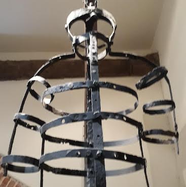 Picture of an iron gibbet cage in Moyse's Hall Museum