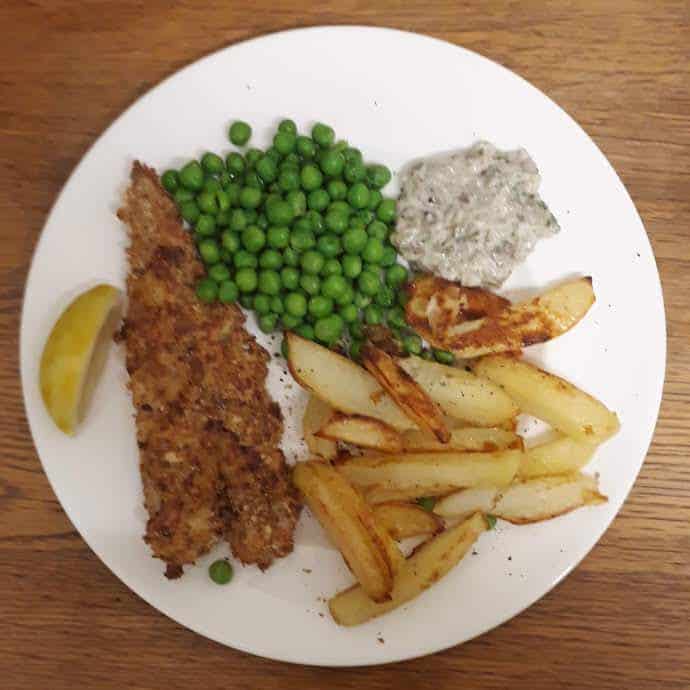Picture of home-made fish, chips, peas and tartare sauce