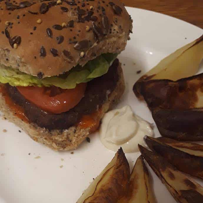 Pic of the burger I made from Morrisons meat pack mince, with wedges